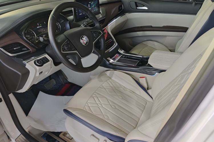 Used Buick GL8 2021 Land Cruiser Executive Class 652T Luxury Model Interior 3