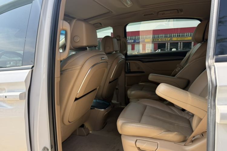 Used Buick GL8 2021 ES Land Cruiser 653T Luxury Edition Interior 3
