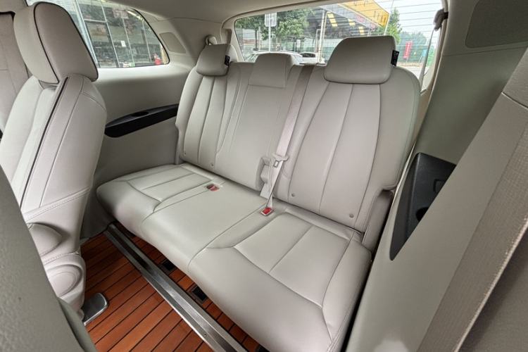 Used Buick GL8 2021 Land Cruiser Executive Class 652T Luxury Model Interior 4