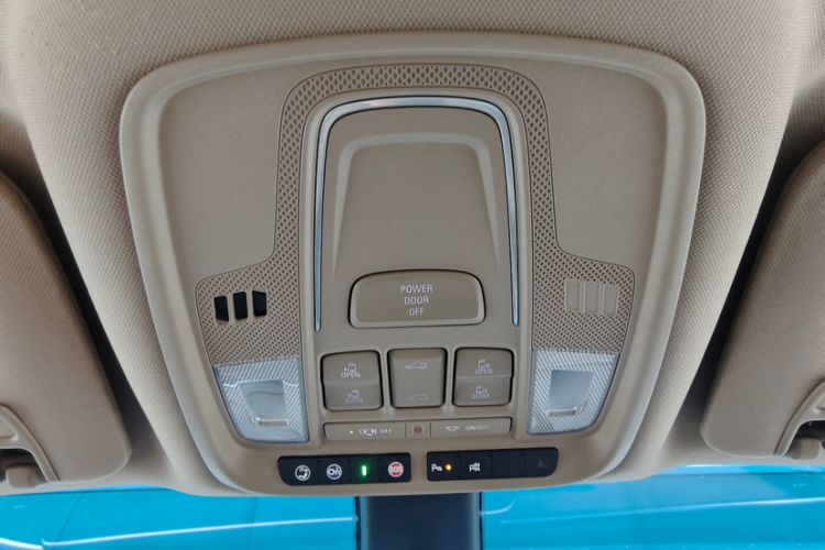 Used Buick GL8 2021 ES Land Cruiser 653T Luxury Edition Interior 4