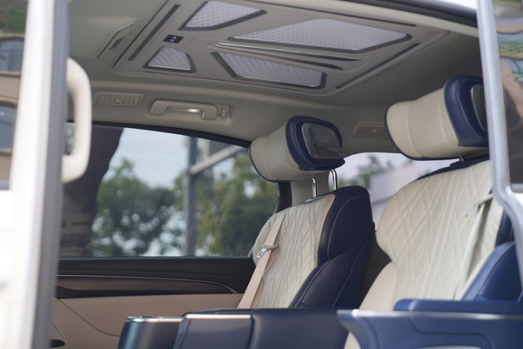 Used Buick GL8 2021 ES Landtrek 653T Comfort Edition Interior 6