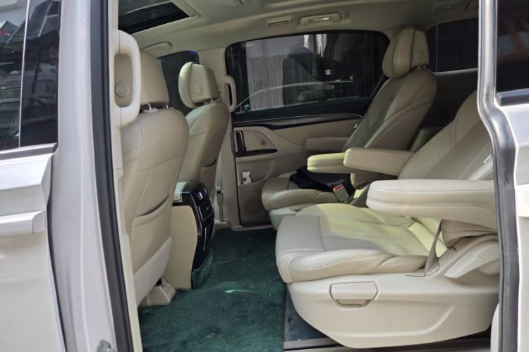 Used Buick GL8 2021 ES Landtrek 653T Comfort Edition Interior 7