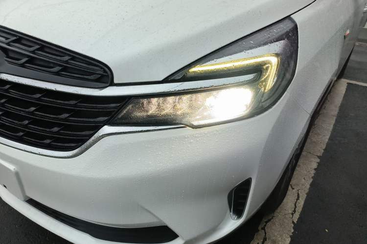 Used Buick GL8 2021 Land Cruiser Executive Class 652T Comfort Model Left Front Headlight