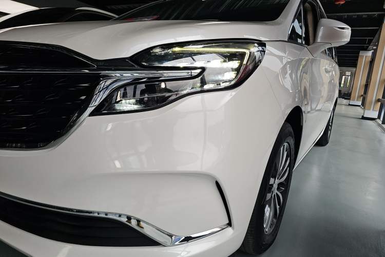Used Buick GL8 2021 ES Landtrek 653T Comfort Edition Left Front Headlight