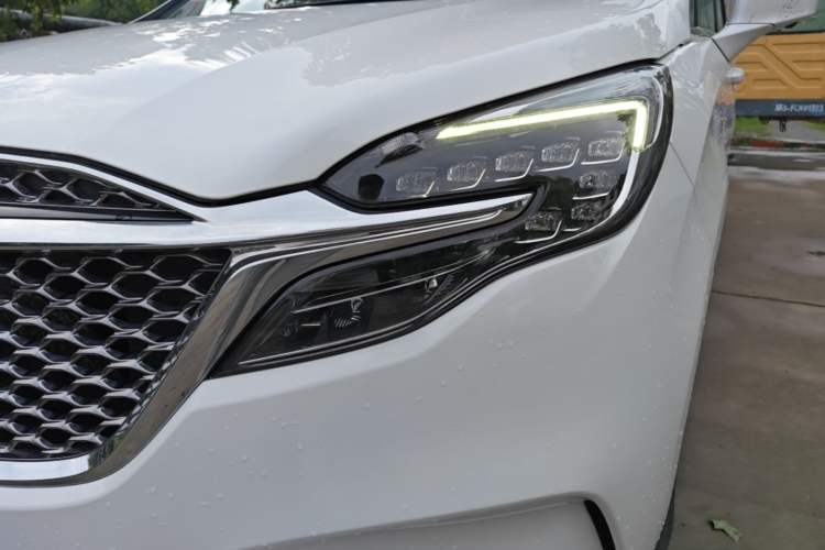 Used Buick GL8 2021 ES Landtrek 653T Comfort Edition Left Front Headlight