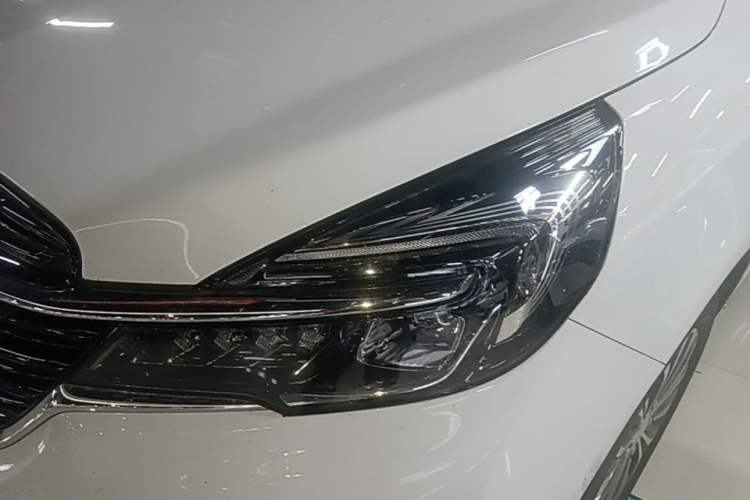Used Buick GL8 2021 Land Cruiser Executive 652T Premium Model Left Front Headlight