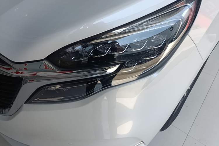 Used Buick GL8 2021 ES Land Cruiser 653T Luxury Edition Left Front Headlight