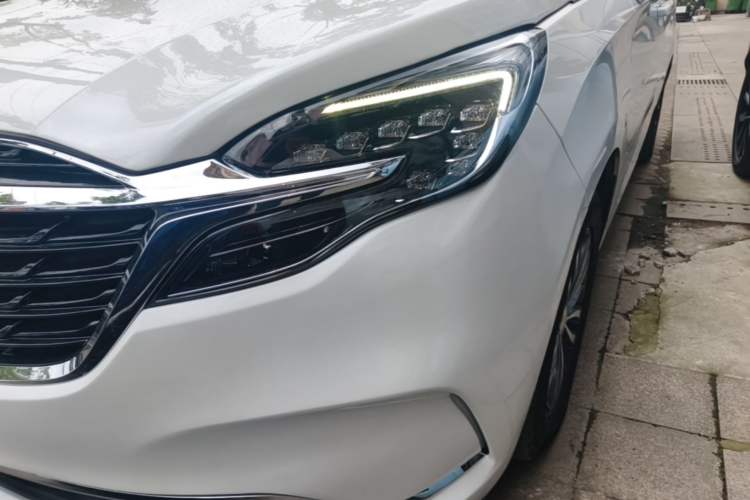 Used Buick GL8 2021 ES Landtrek 653T Comfort Edition Left Front Headlight