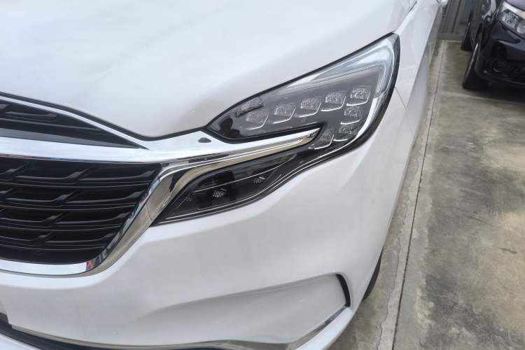 Used Buick GL8 2021 ES Landtrek 653T Comfort Edition Left Front Headlight