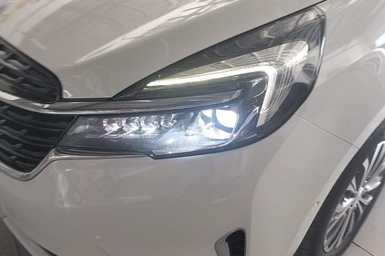 Used Buick GL8 2021 Land Cruiser Executive Class 652T Smart Luxury Model Left Front Headlight