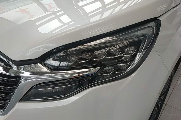 Used Buick GL8 2021 ES Landtrek 653T Luxury Model Left Front Headlight