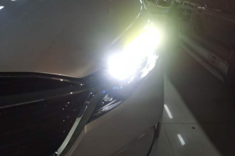 Used Buick GL8 2021 ES Land Cruiser 653T Luxury Edition Left Front Headlight