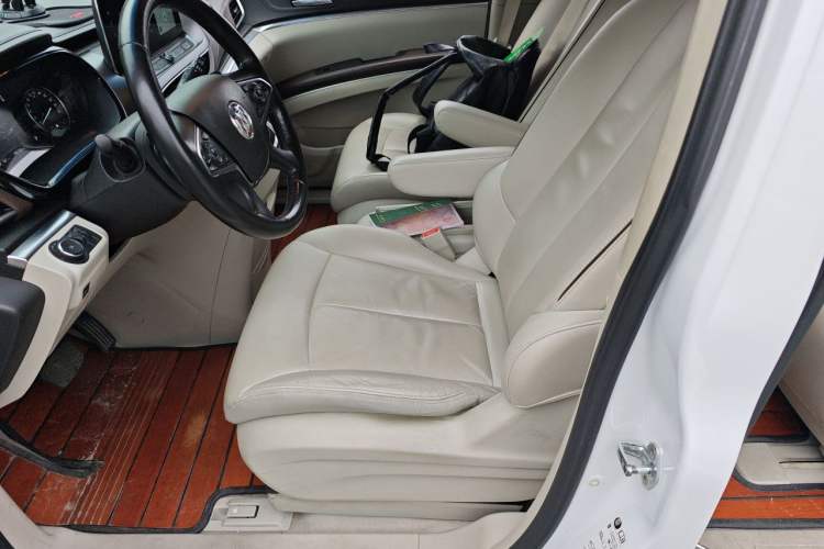 Used Buick GL8 2021 Land Cruiser Executive Class 652T Luxury Model Left Front Seat