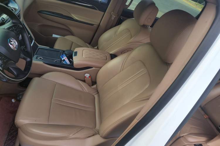 Used Buick GL8 2021 ES Landtrek 653T Luxury Model Left Front Seat