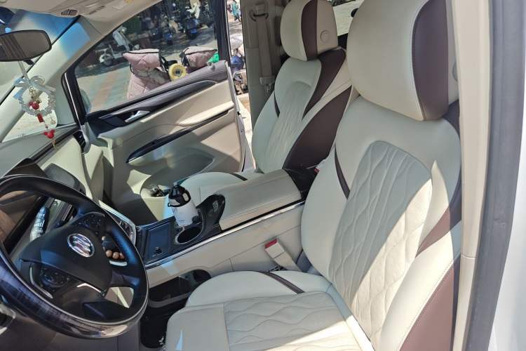 Used Buick GL8 2021 ES Landtrek 653T Comfort Edition Left Front Seat
