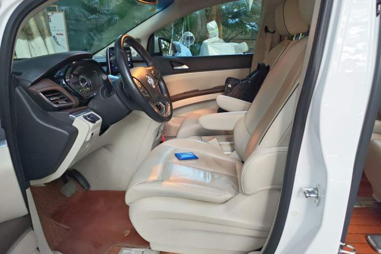 Used Buick GL8 2021 Land Cruiser Executive Class 652T Luxury Model Left Front Seat