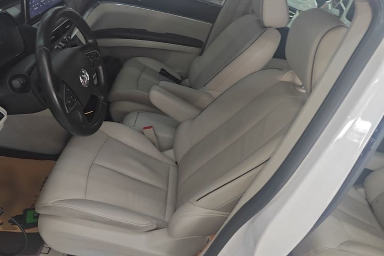 Used Buick GL8 2021 Land Cruiser Executive Class 652T Luxury Model Left Front Seat