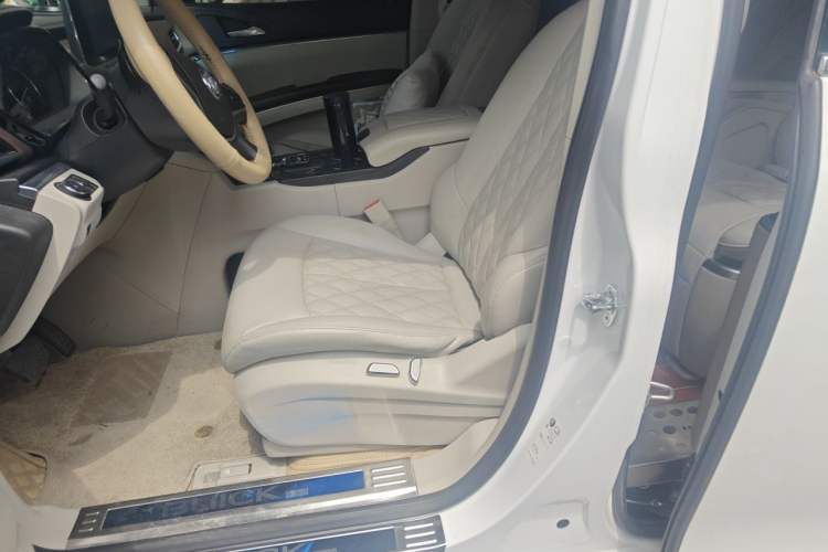 Used Buick GL8 2021 Land Cruiser Executive Class 652T Comfort Model Left Front Seat