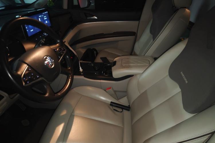 Used Buick GL8 2021 Land Cruiser Executive Class 652T Luxury Model Left Front Seat