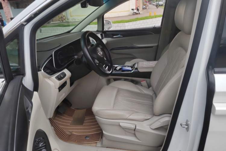 Used Buick GL8 2021 ES Landtrek 653T Comfort Edition Left Front Seat