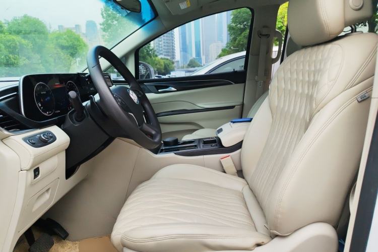 Used Buick GL8 2021 ES Landtrek 653T Luxury Model Left Front Seat