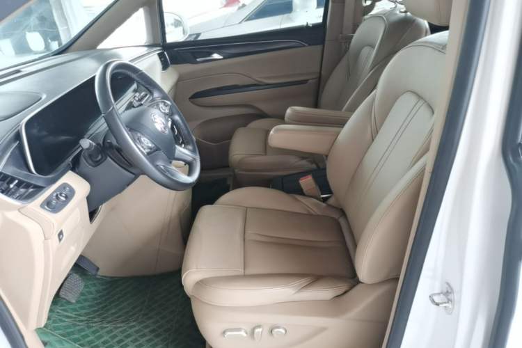 Used Buick GL8 2021 ES Land Cruiser 653T Luxury Edition Left Front Seat