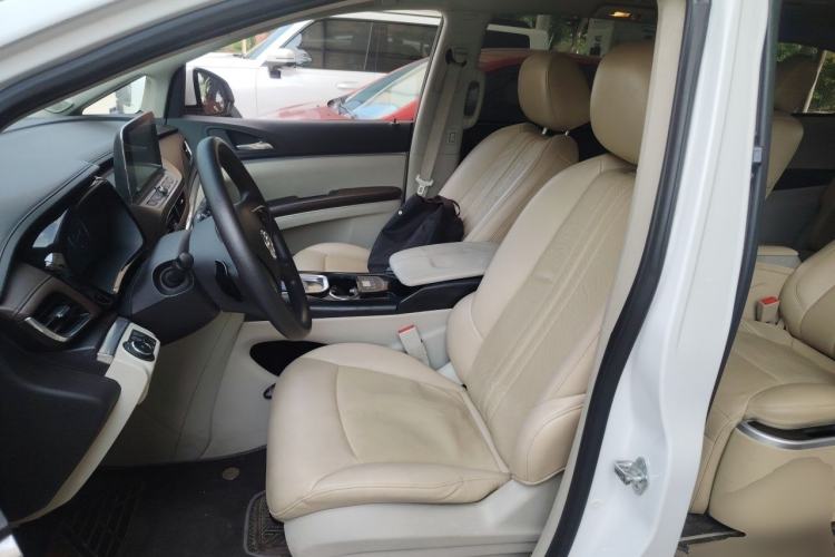 Used Buick GL8 2021 Land Cruiser Executive Class 652T Comfort Model Left Front Seat