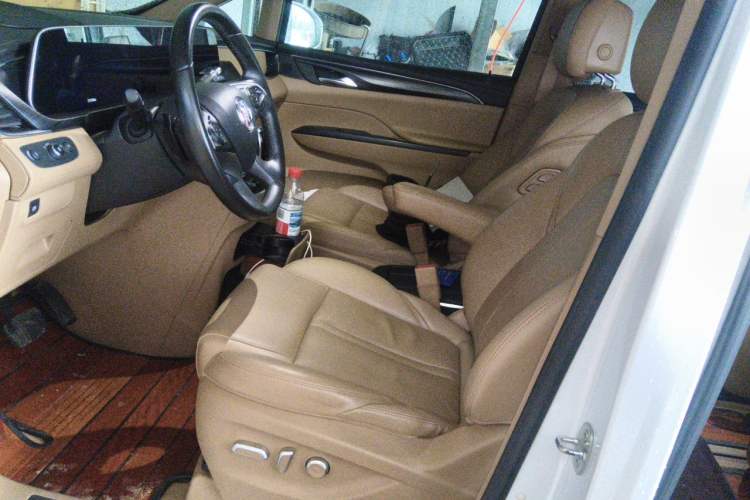 Used Buick GL8 2021 ES Land Cruiser 653T Smart Flagship Model Left Front Seat