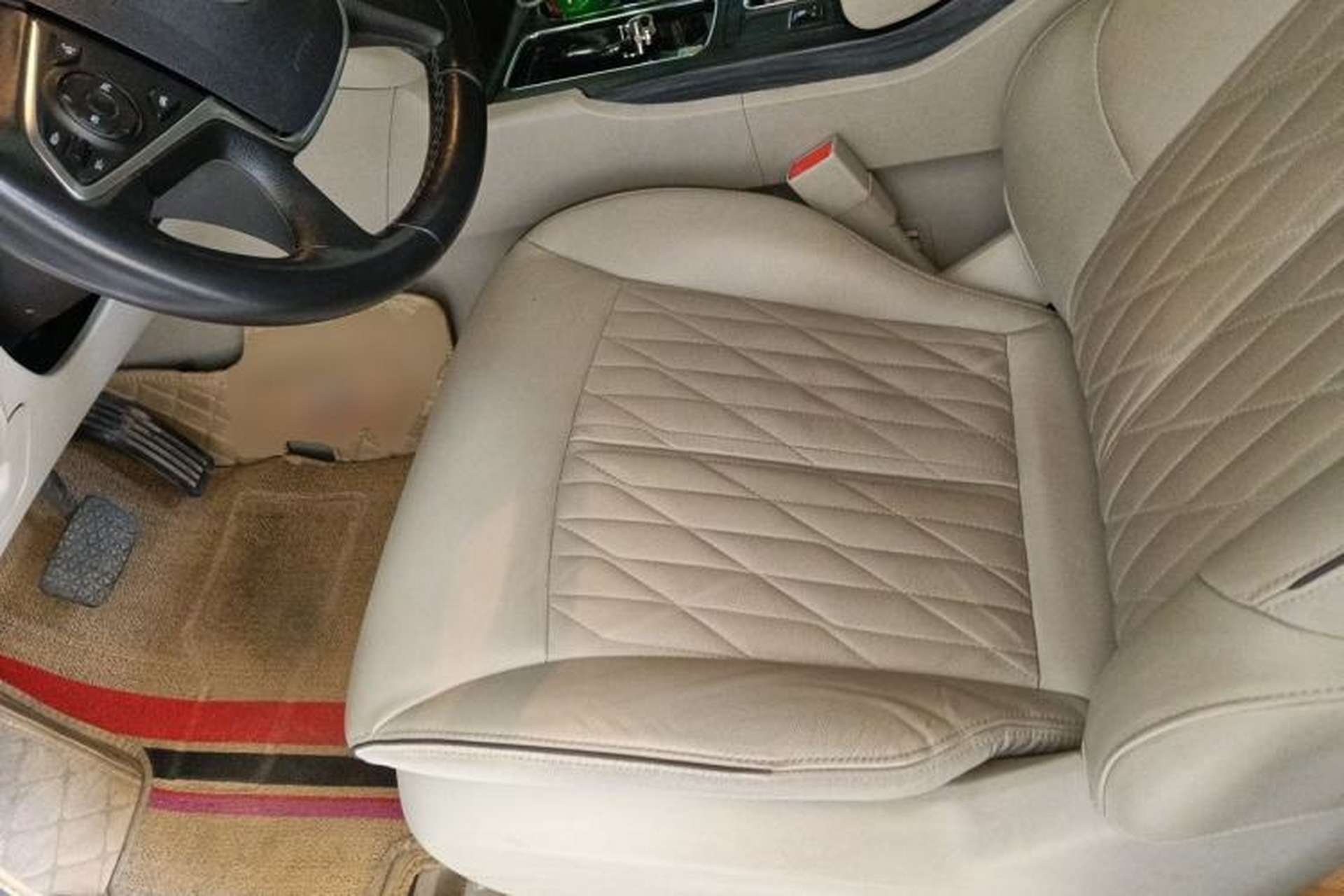 Used Buick GL8 2021 Land Cruiser Executive Class 652T Luxury Model Left Front Seat
