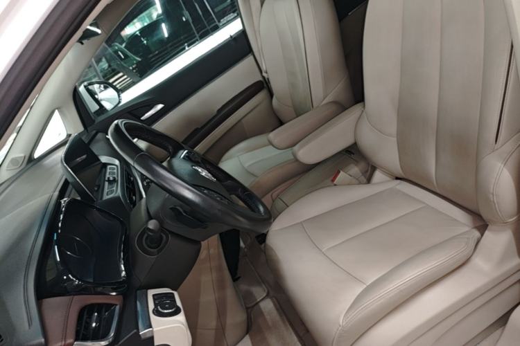 Used Buick GL8 2021 Land Cruiser Executive 652T Premium Model Left Front Seat