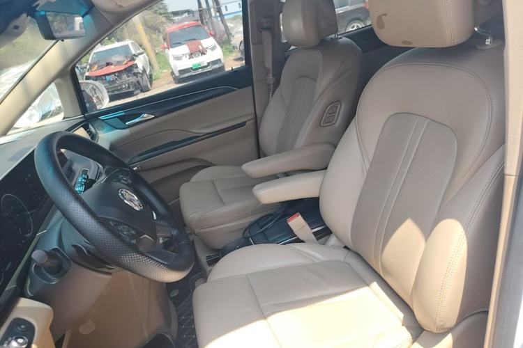Used Buick GL8 2021 ES Landtrek 653T Smart Luxury Model Left Front Seat
