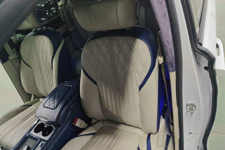 Used Buick GL8 2021 ES Landtrek 653T Comfort Edition Left Front Seat
