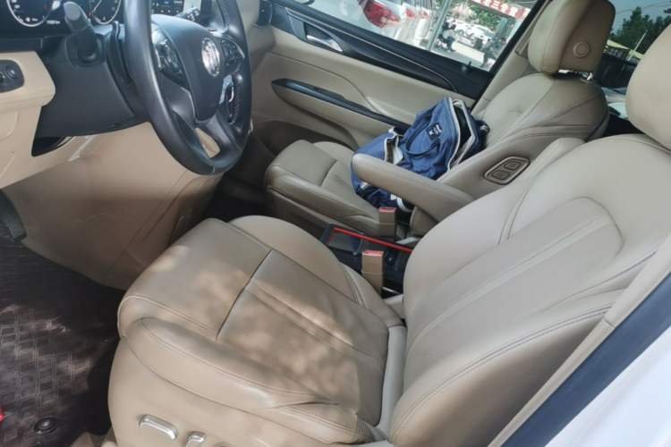 Used Buick GL8 2021 ES Landtrek 653T Luxury Model Left Front Seat