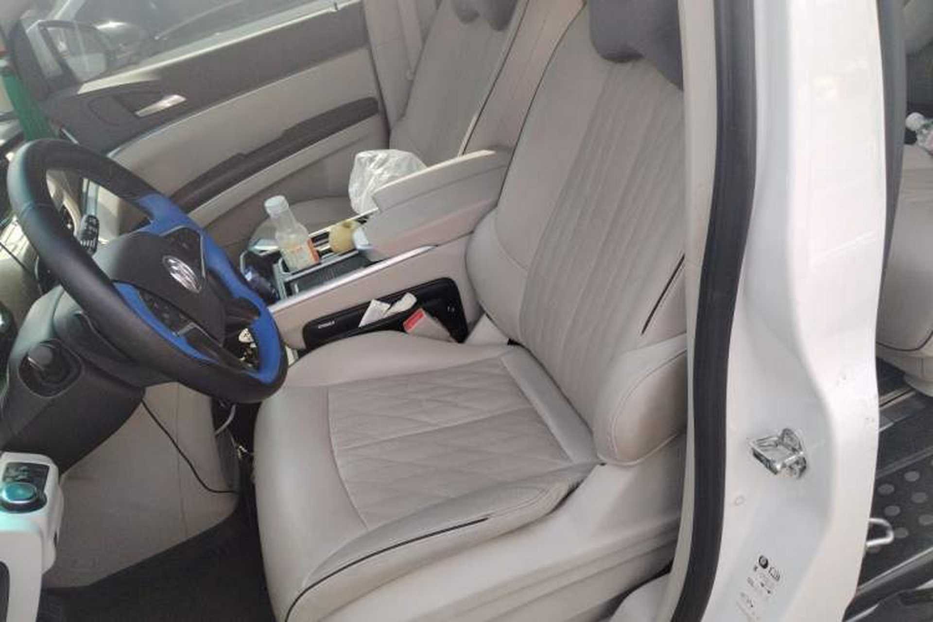 Used Buick GL8 2021 Land Cruiser Executive Class 652T Luxury Model Left Front Seat