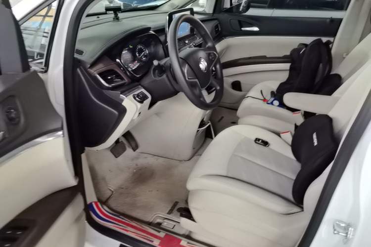 Used Buick GL8 2021 Land Cruiser Executive Class 652T Comfort Model Left Front Seat