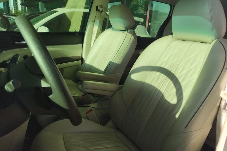 Used Buick GL8 2021 Land Cruiser Executive Class 652T Comfort Model Left Front Seat