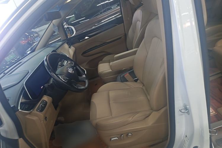 Used Buick GL8 2021 ES Land Cruiser 653T Luxury Edition Left Front Seat