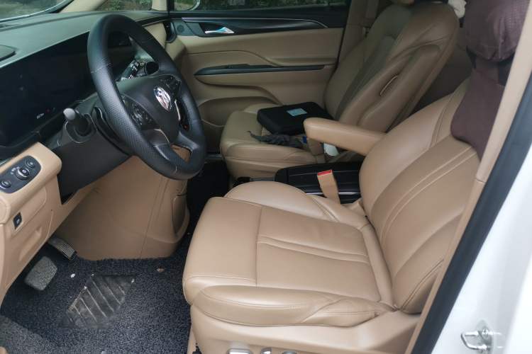 Used Buick GL8 2021 ES Land Cruiser 653T Flagship Model Left Front Seat