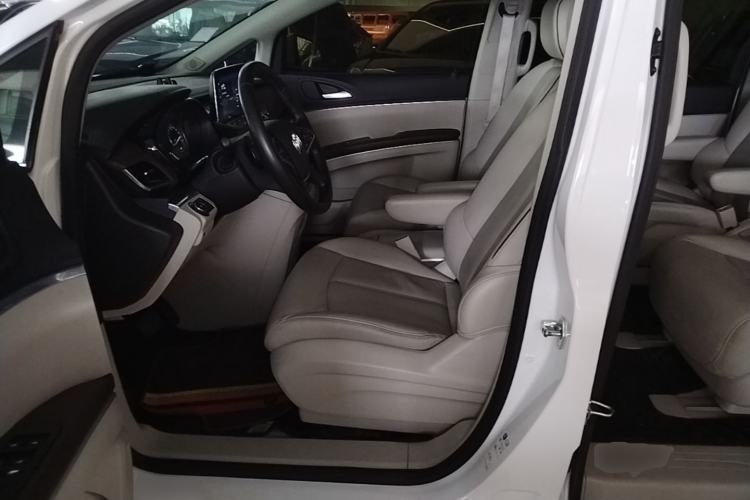 Used Buick GL8 2021 Land Cruiser Executive Class 652T Luxury Model Left Front Seat