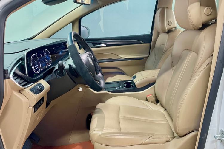Used Buick GL8 2021 ES Land Cruiser 653T Luxury Edition Left Front Seat