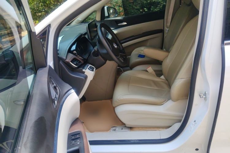Used Buick GL8 2021 Land Cruiser Executive Class 652T Comfort Model Left Front Seat