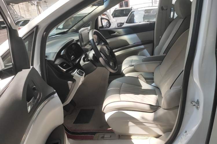 Used Buick GL8 2021 Land Cruiser Executive Class 652T Comfort Model Left Front Seat