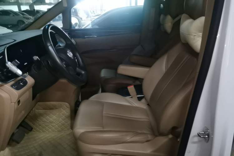 Used Buick GL8 2021 ES Land Cruiser 653T Luxury Edition Left Front Seat