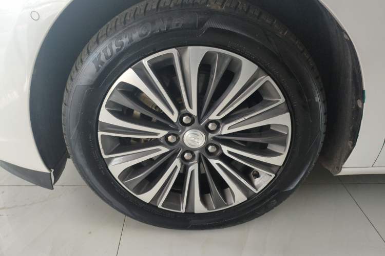 Used Buick GL8 2021 ES Landtrek 653T Luxury Model Left Front Wheel Hub