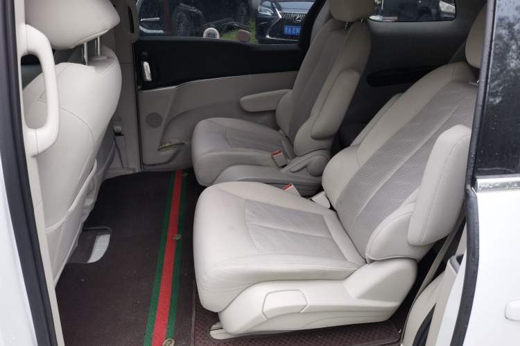 Used Buick GL8 2021 Land Cruiser Executive Class 652T Comfort Model Left Rear Seat
