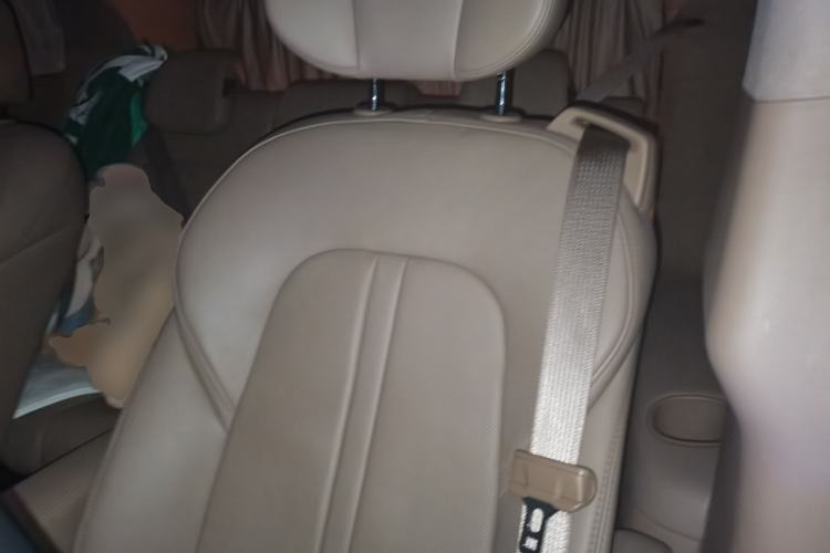 Used Buick GL8 2021 ES Landtrek 653T Luxury Model Left Rear Seat
