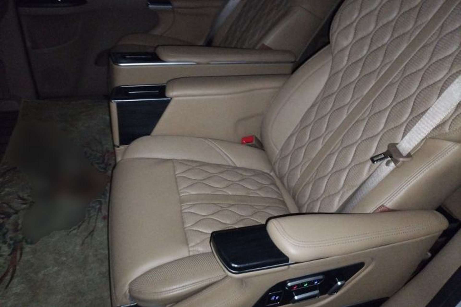 Used Buick GL8 2021 ES Land Cruiser 653T Luxury Edition Left Rear Seat