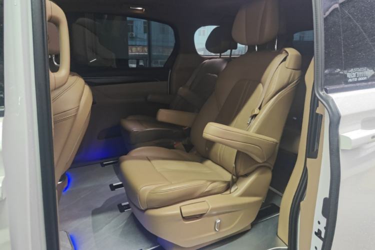Used Buick GL8 2021 ES Land Cruiser 653T Luxury Edition Left Rear Seat