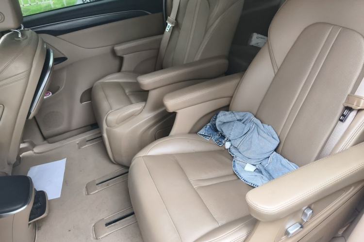 Used Buick GL8 2021 ES Landtrek 653T Luxury Model Left Rear Seat