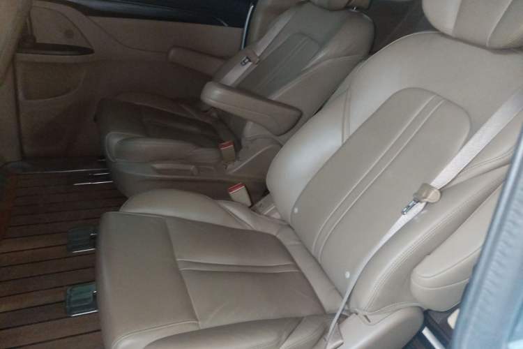 Used Buick GL8 2021 ES Land Cruiser 653T Luxury Edition Left Rear Seat